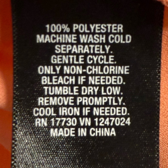 Mossimo Peach Tank Top Split Back Size Medium - Picture 11 of 15